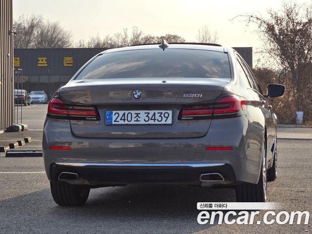 BMW 5-Series 530i Luxury