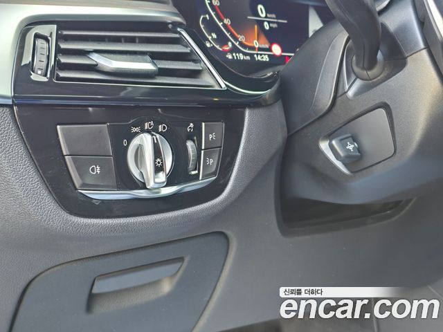 BMW 5-Series 530i Luxury