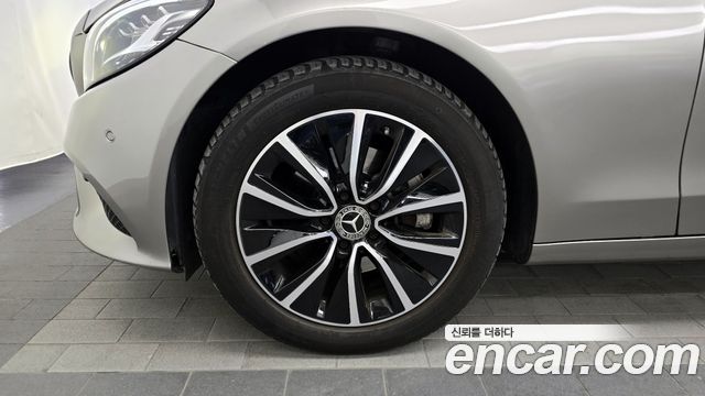 Mercedes-Benz C-Class C200