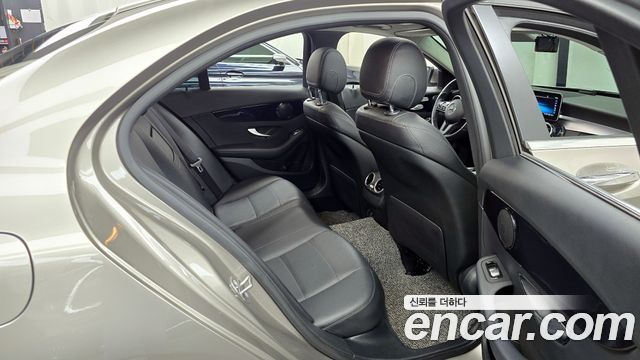 Mercedes-Benz C-Class C200
