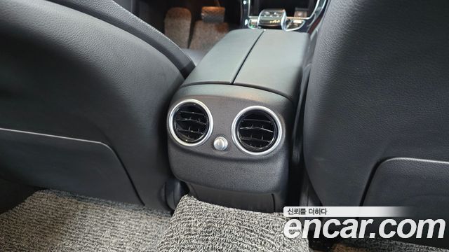 Mercedes-Benz C-Class C200