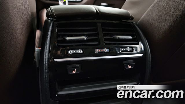 BMW 5-Series 530i xDrive Luxury Plus