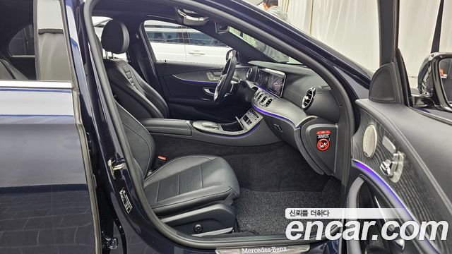 Mercedes-Benz E-Class E350 4MATIC AMG Line