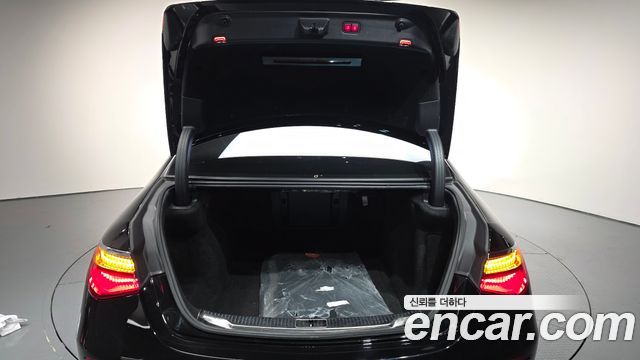 Mercedes-Benz S-Class S500L 4MATIC