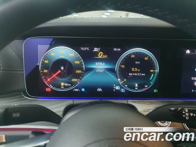 Mercedes-Benz E-Class E220d 4MATIC AMG Line