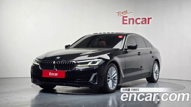 BMW 5-Series 520i Luxury