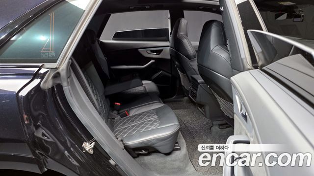 Audi Q8 55 TFSI Quattro Premium