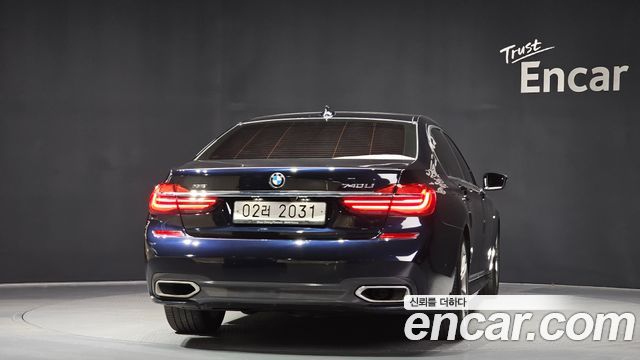 BMW 7-Series 740Li xDrive M Sport Package