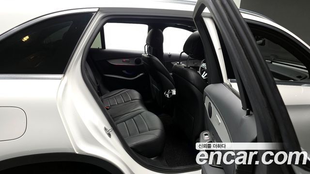 Mercedes-Benz GLC-Class GLC220 d 4MATIC