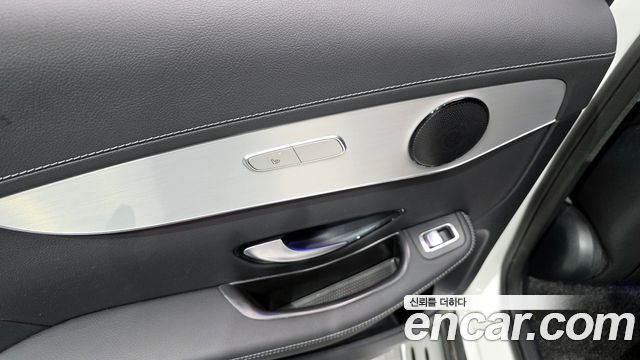Mercedes-Benz GLC-Class GLC220 d 4MATIC