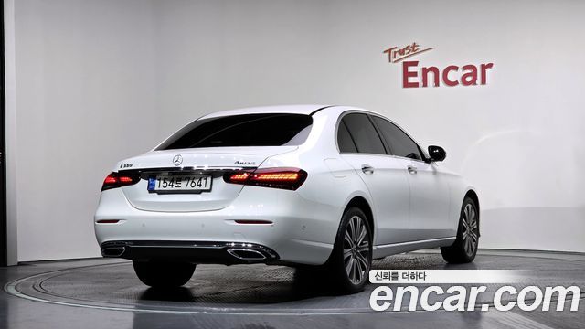 Mercedes-Benz E-Class E350 4MATIC Exclusive