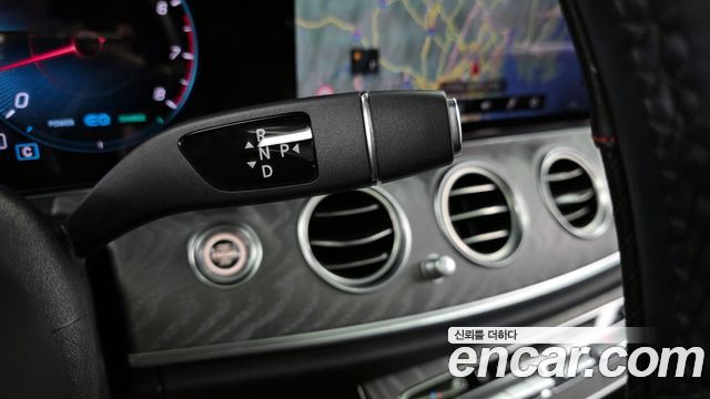 Mercedes-Benz E-Class E350 4MATIC Exclusive