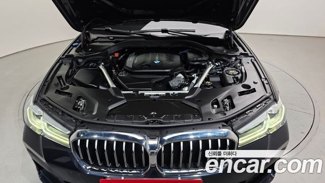 BMW 5-Series 523d M Sport