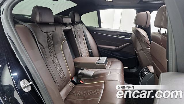 BMW 5-Series 523d M Sport