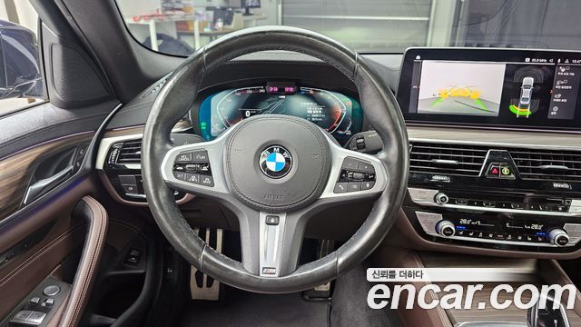 BMW 5-Series 523d M Sport