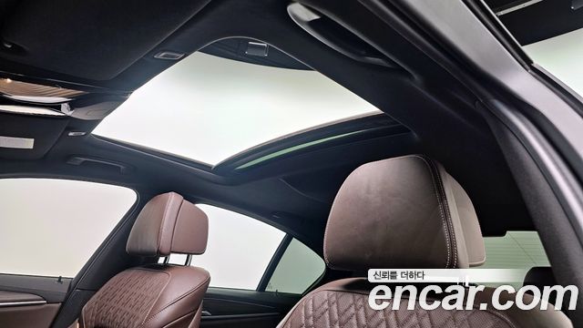 BMW 5-Series 523d M Sport