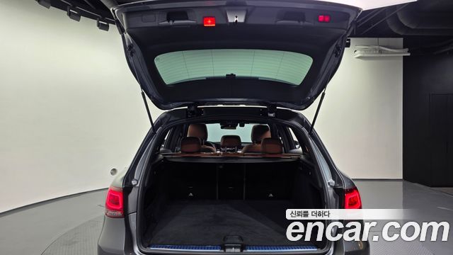 Mercedes-Benz GLC-Class GLC300 4MATIC