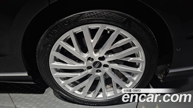Audi A8 55 TFSI Quattro LWB