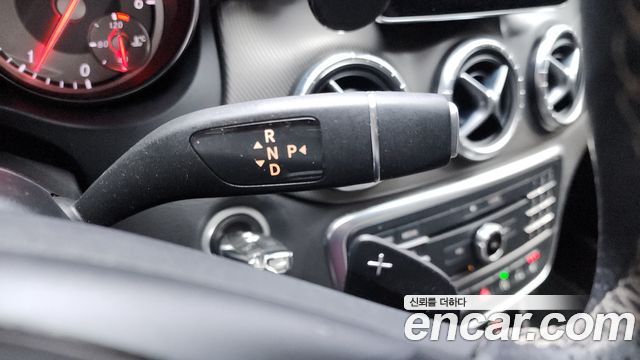 Mercedes-Benz CLA-Class CLA200 d