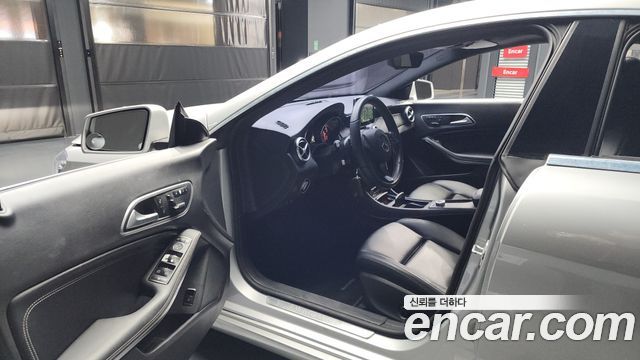 Mercedes-Benz CLA-Class CLA200 d