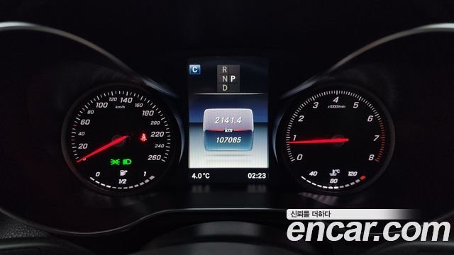 Mercedes-Benz GLC-Class GLC300 4MATIC AMG Line