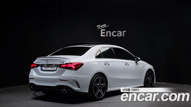 Mercedes-Benz A-Class AMG A35 4MATIC Sedan
