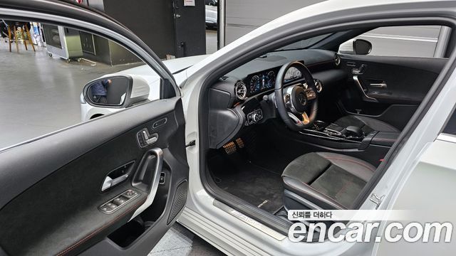 Mercedes-Benz A-Class AMG A35 4MATIC Sedan