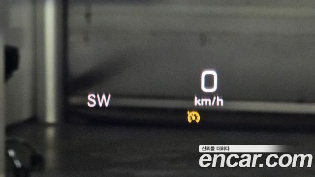 Mercedes-Benz E-Class E300 4MATIC Exclusive