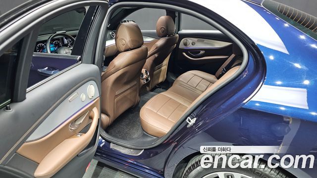 Mercedes-Benz E-Class E350 4MATIC Avantgarde
