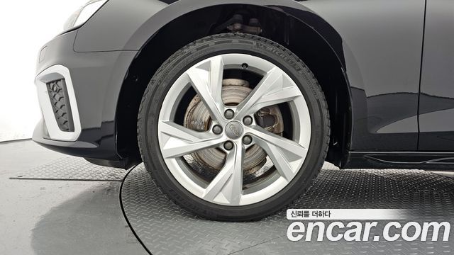 Audi A4 40 TFSI Premium