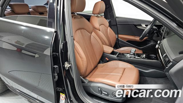 Audi A4 40 TFSI Premium