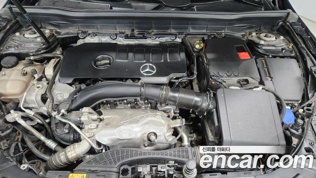 Mercedes-Benz GLB-Class GLB250 4MATIC
