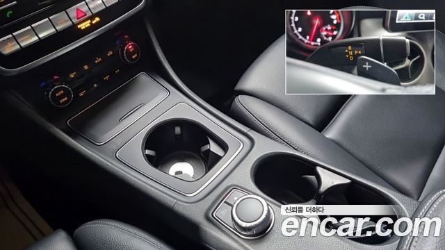 Mercedes-Benz GLA-Class GLA250 4MATIC