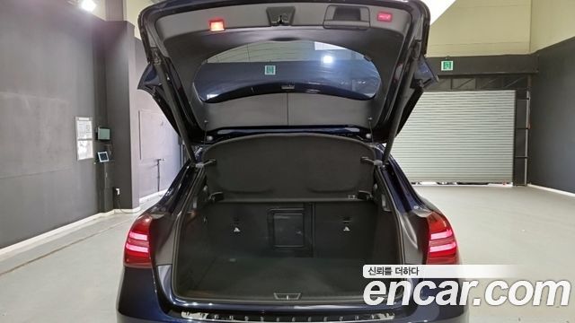 Mercedes-Benz GLA-Class GLA250 4MATIC