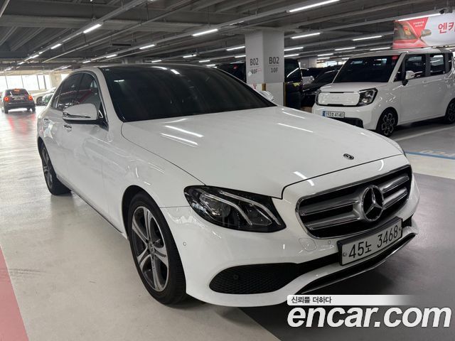 Mercedes-Benz E-Class E300 Avantgarde