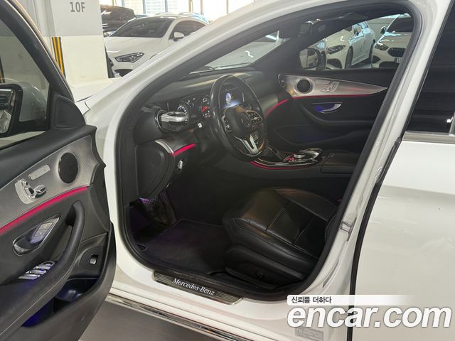 Mercedes-Benz E-Class E300 Avantgarde