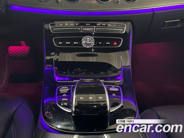 Mercedes-Benz E-Class E300 Avantgarde