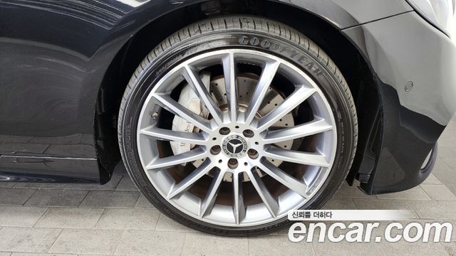 Mercedes-Benz E-Class E400 Cabriolet