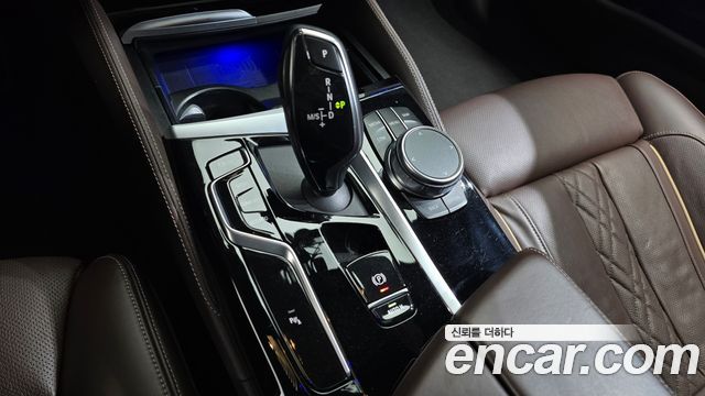 BMW 5-Series 530i M Sport Package