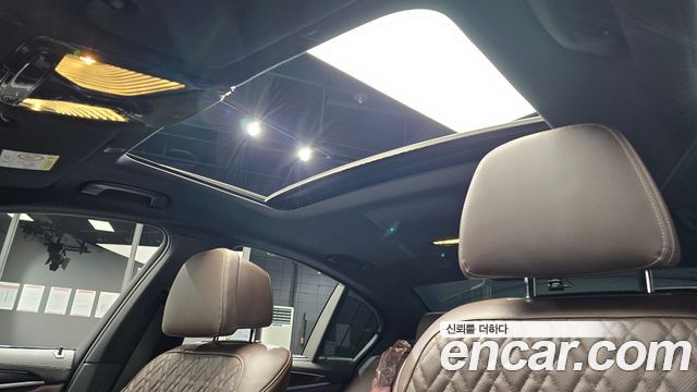 BMW 5-Series 530i M Sport Package