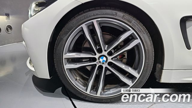 BMW 4-Series 420i M Sport Coupe