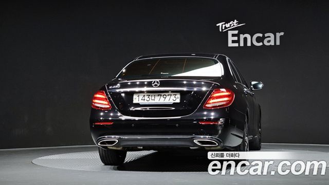 Mercedes-Benz E-Class E250 Avantgarde