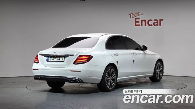 Mercedes-Benz E-Class E220d Avantgarde