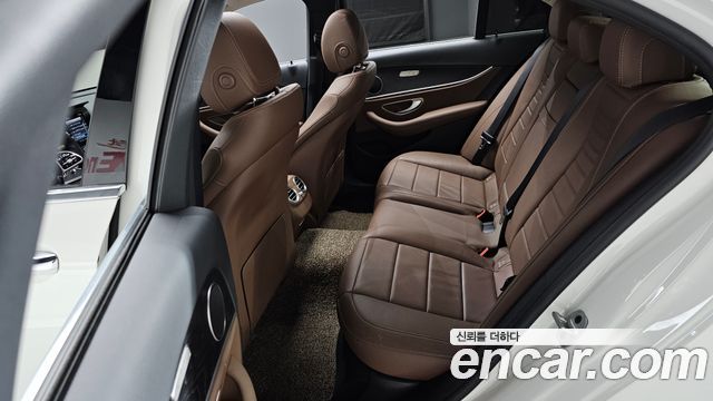 Mercedes-Benz E-Class E220d Avantgarde