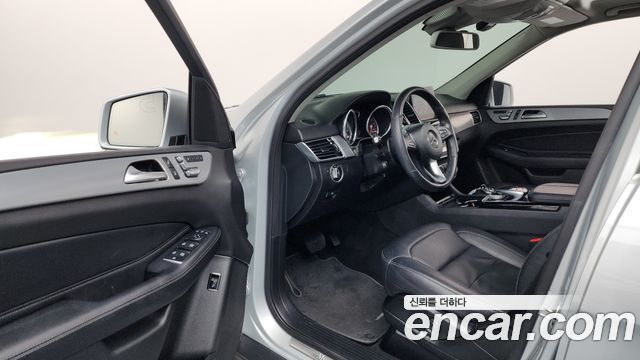 Mercedes-Benz GLE-Class GLE350 d 4MATIC