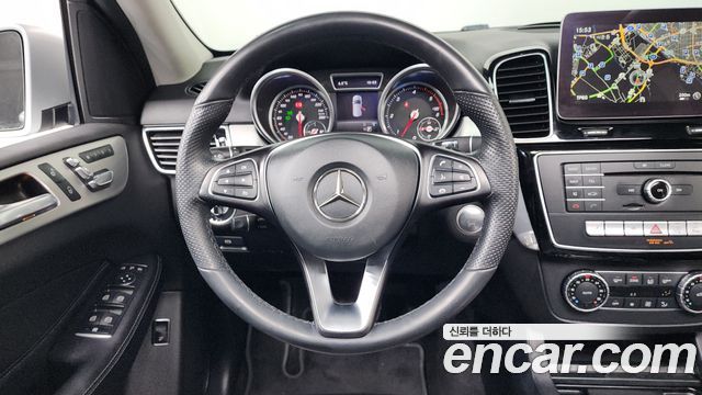 Mercedes-Benz GLE-Class GLE350 d 4MATIC