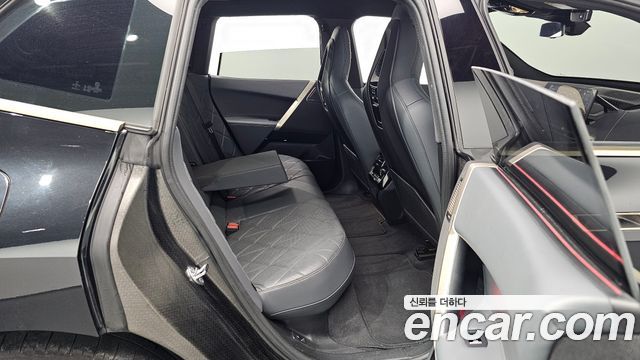 BMW iX xDrive40 First Edition