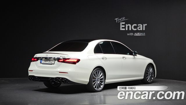 Mercedes-Benz E-Class E350 4MATIC AMG Line