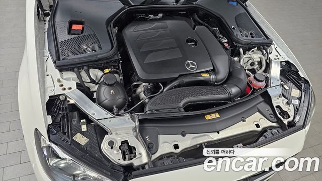 Mercedes-Benz E-Class E350 4MATIC AMG Line