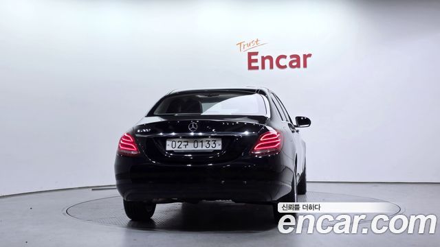 Mercedes-Benz C-Class C200